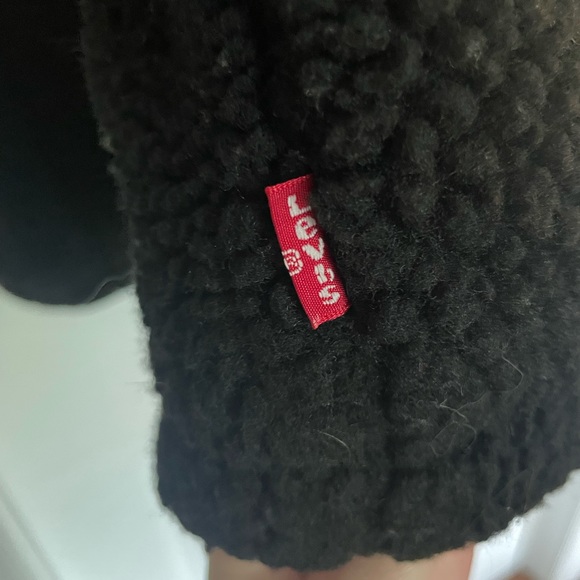 Levi’s fluffy half zip - Picture 7 of 11
